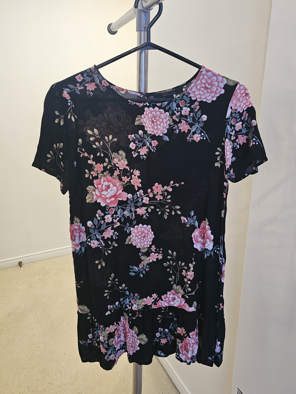 Forever 21 Black Floral Mini Dress